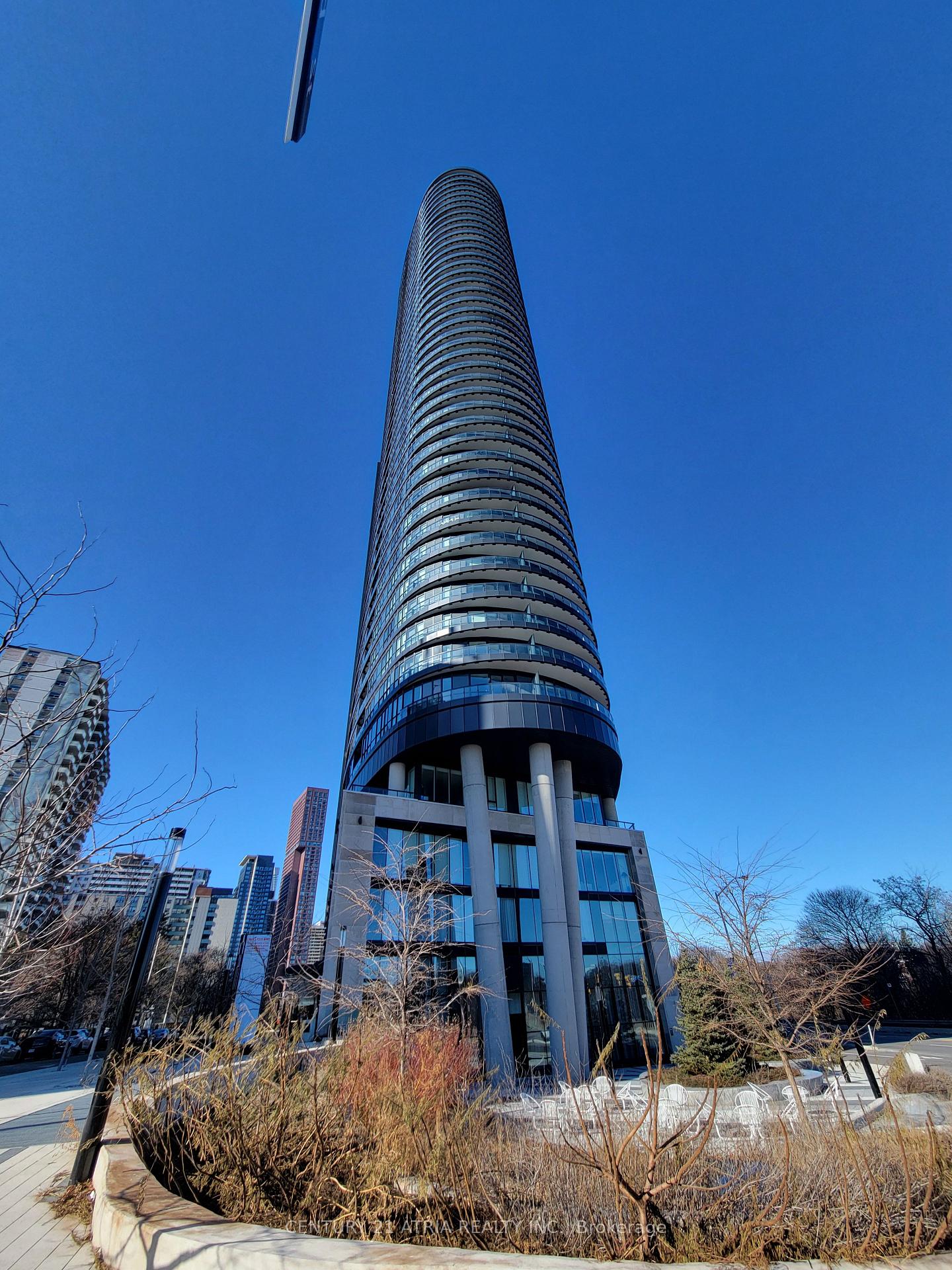 585-bloor-street-e-toronto-toronto-ontario-c13630432