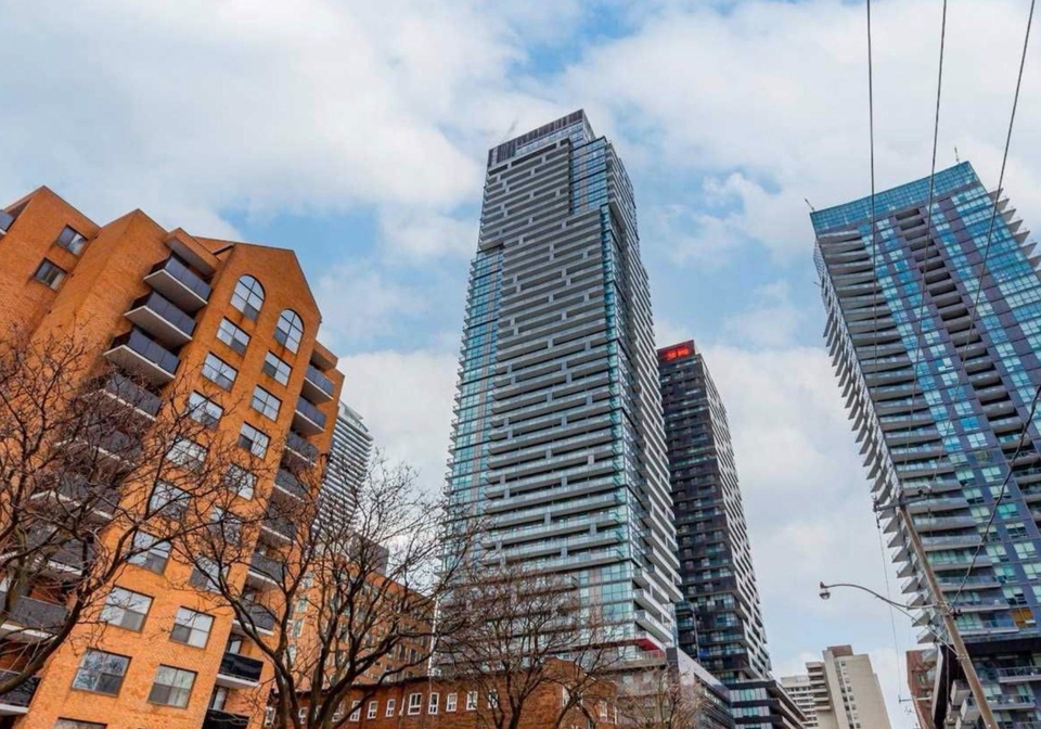 39-roehampton-avenue-toronto-toronto-ontario-c13630460