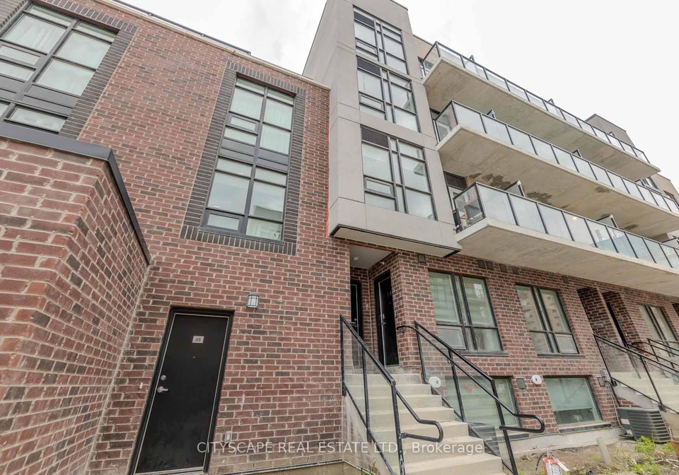 871-sheppard-avenue-w-toronto-toronto-ontario-c13630470