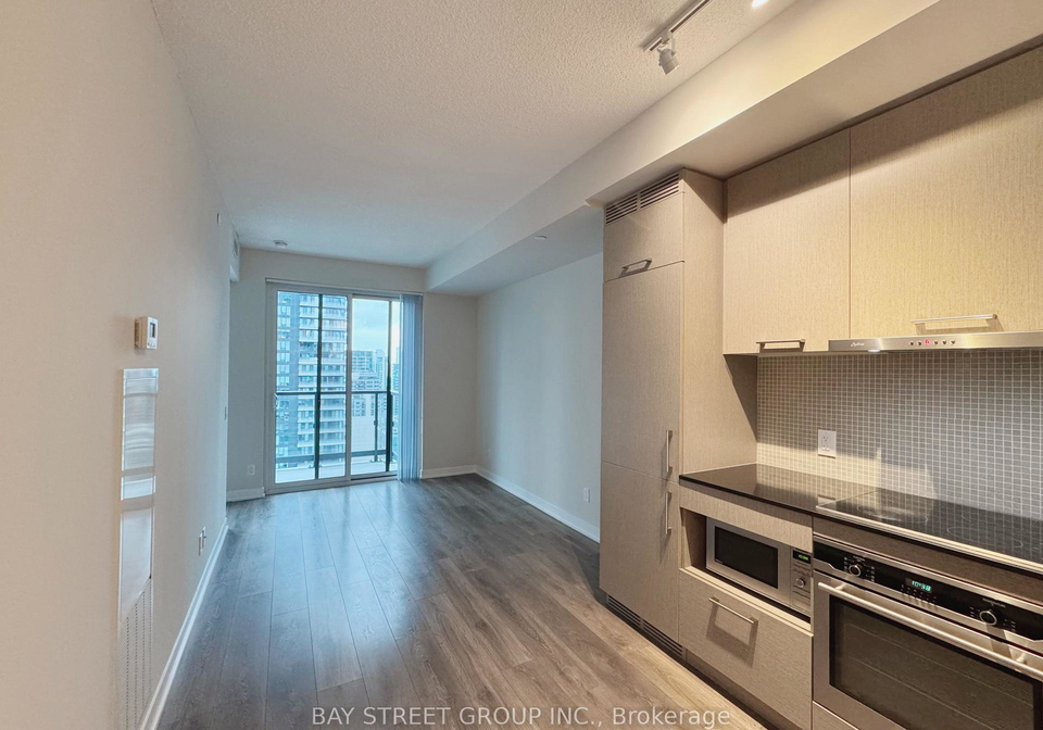 87-peter-street-toronto-toronto-ontario-c13630532