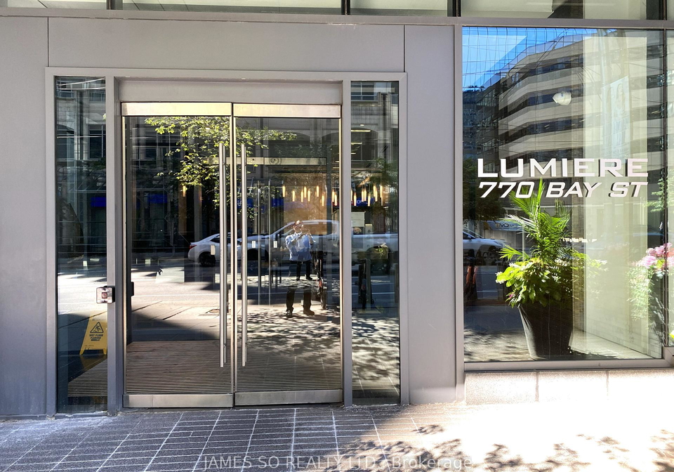 770-bay-street-toronto-toronto-ontario-c13630540