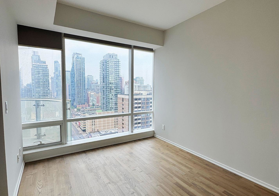 1-bloor-street-e-toronto-toronto-ontario-c13630554