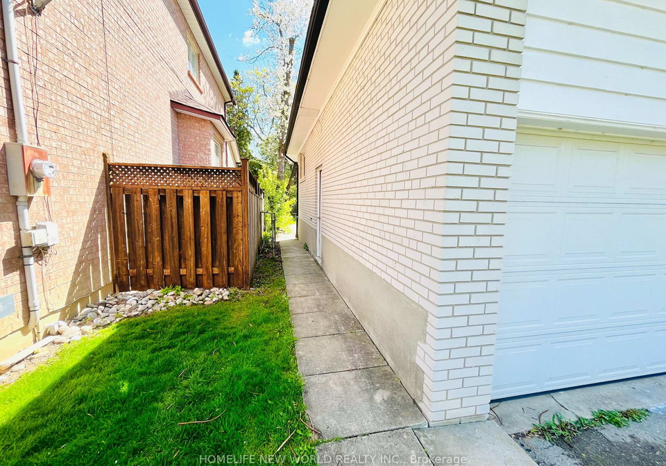 127-highgate-avenue-toronto-north-york-ontario-c13630656