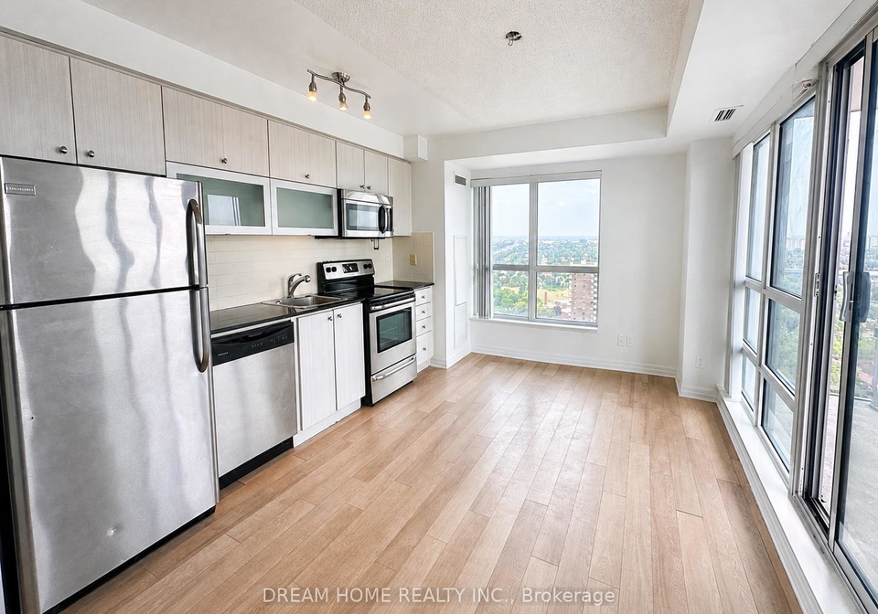 2015-sheppard-avenue-e-toronto-north-york-ontario-c13630756