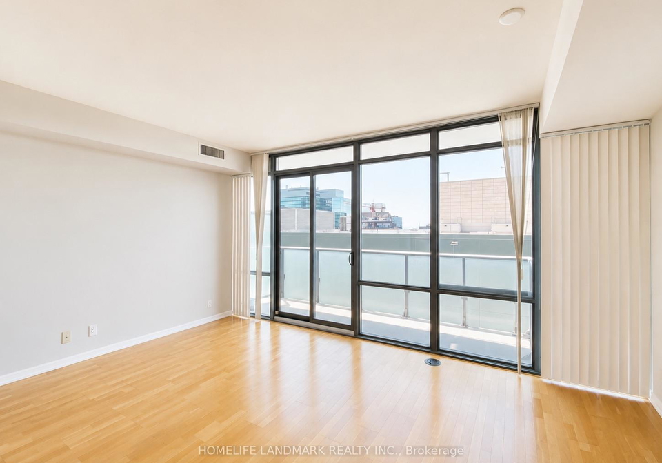 832-bay-street-toronto-toronto-ontario-c13630800