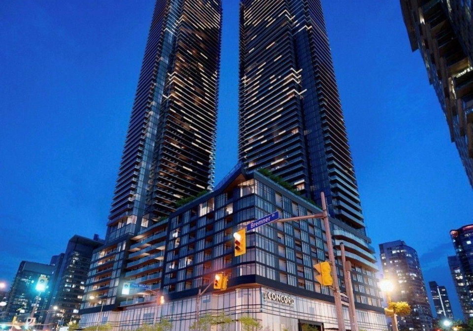 1-concord-cityplace-way-toronto-toronto-ontario-c13630856