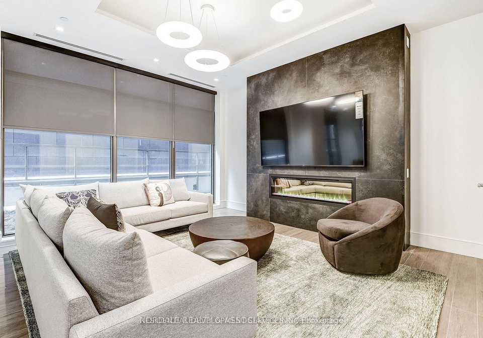 28-widmer-street-toronto-toronto-ontario-c13630924