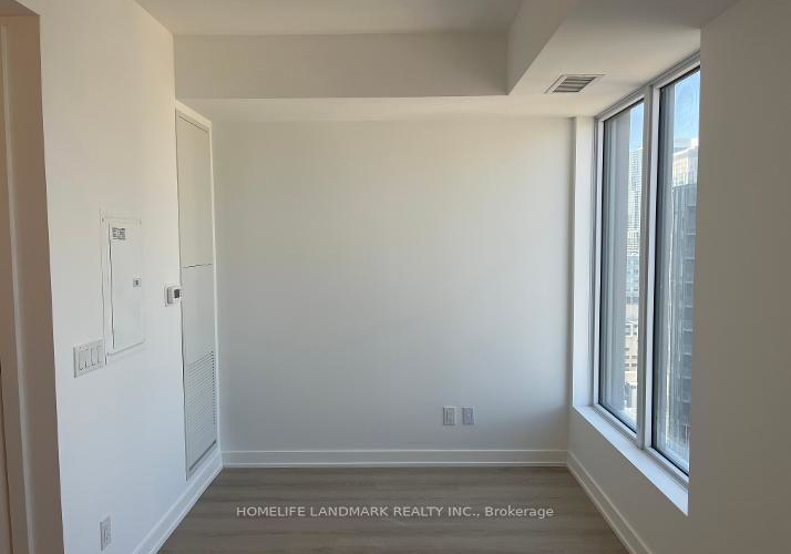 100-queen-street-toronto-toronto-ontario-c13631000