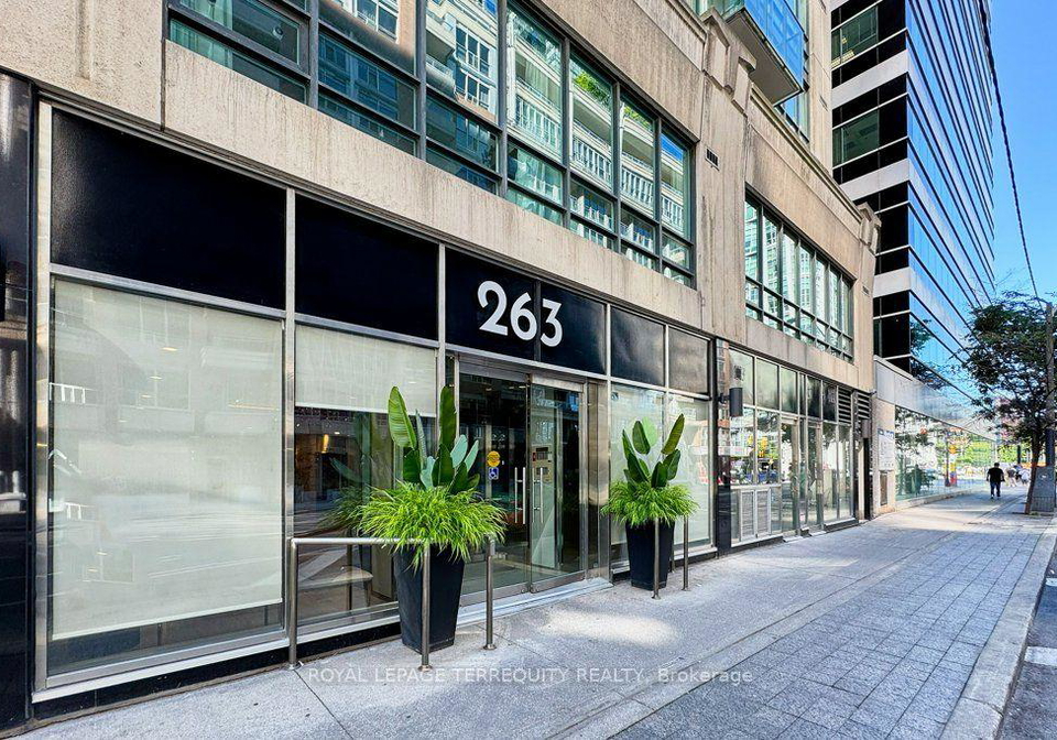 263-wellington-street-w-toronto-toronto-ontario-c13631210