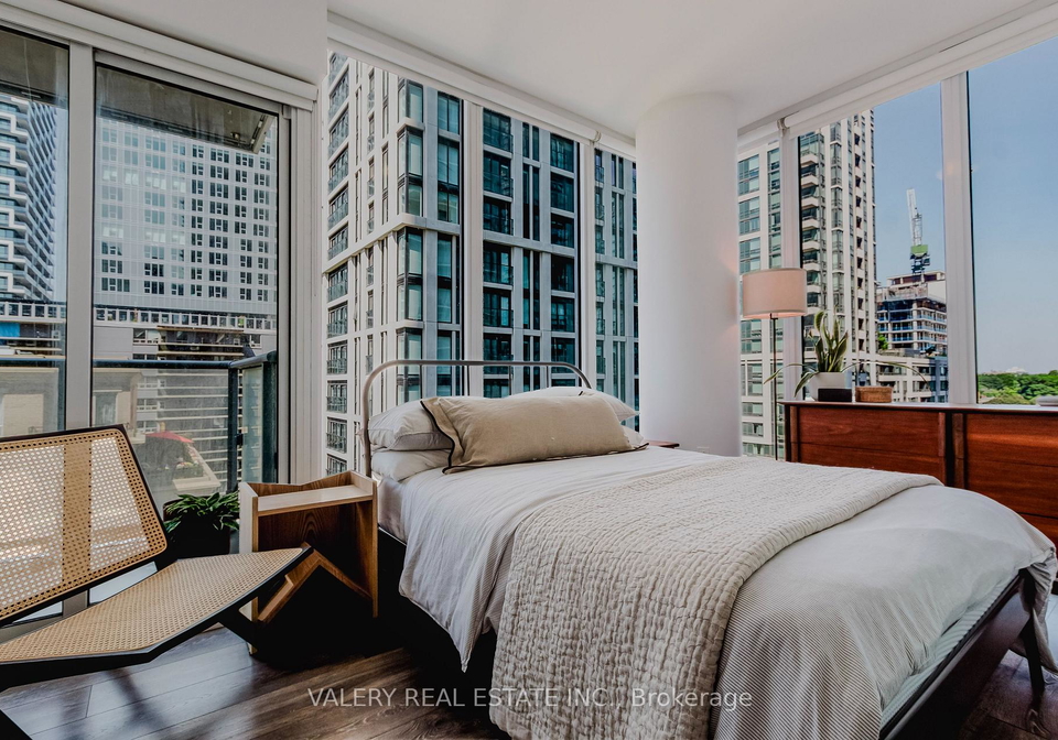 195-redpath-avenue-toronto-toronto-ontario-c13631248