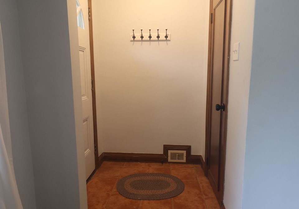 206-burnett-avenue-toronto-toronto-ontario-c13631330
