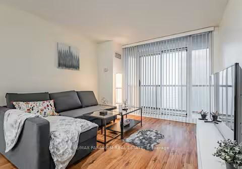 30-grand-trunk-crescent-toronto-toronto-ontario-c13631612