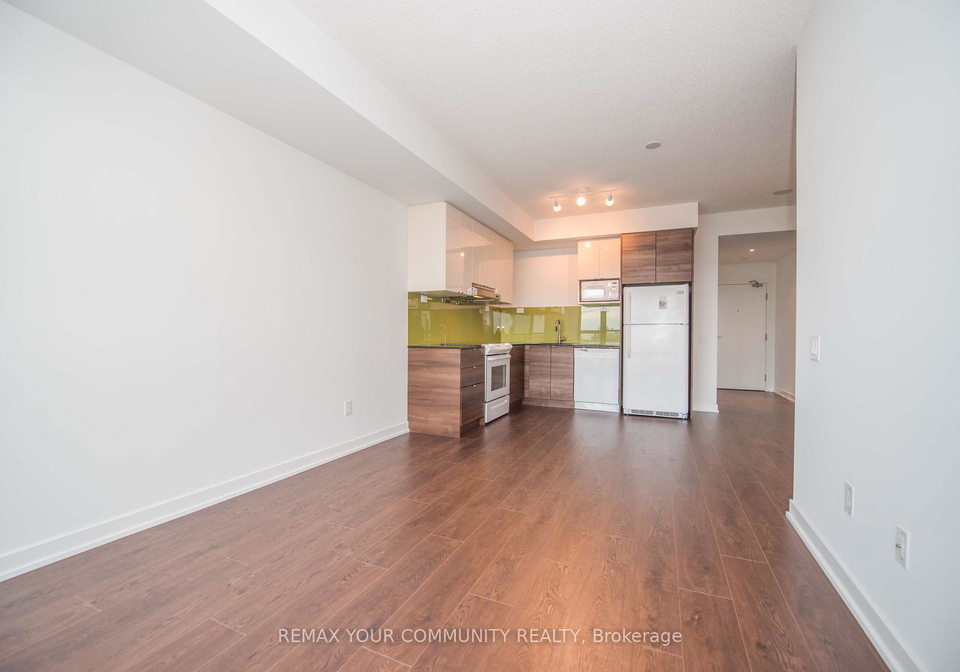121-mcmahon-drive-toronto-north-york-ontario-c13631660