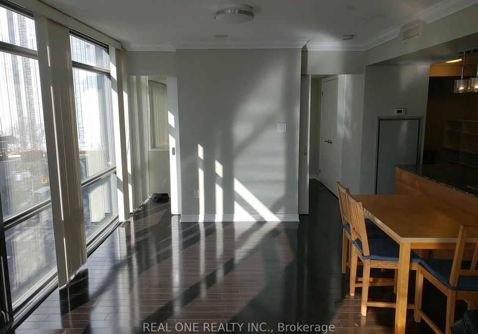 37-grosvenor-street-toronto-toronto-ontario-c13631746