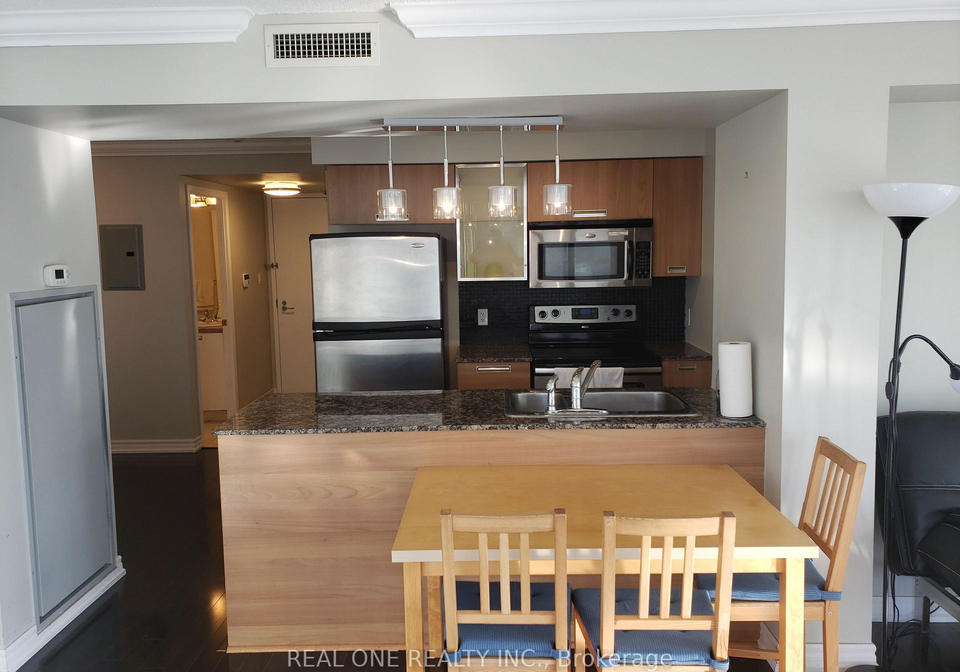 37-grosvenor-street-toronto-toronto-ontario-c13631746