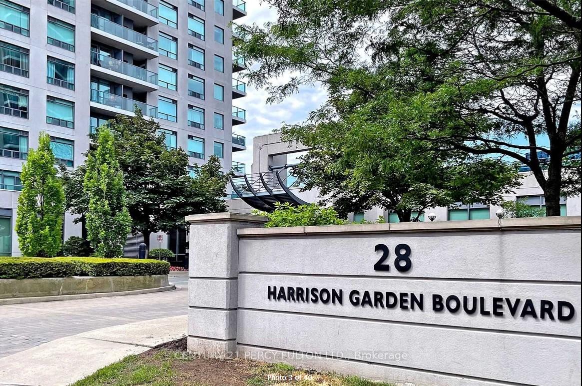 28-harrison-garden-boulevard-toronto-north-york-ontario-c13631784