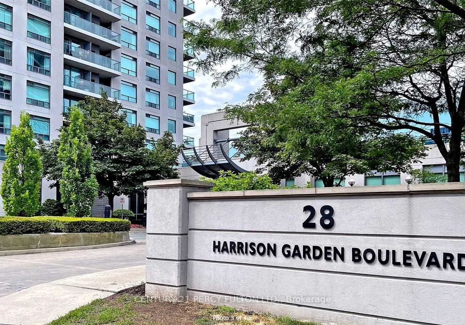 28-harrison-garden-boulevard-toronto-north-york-ontario-c13631784