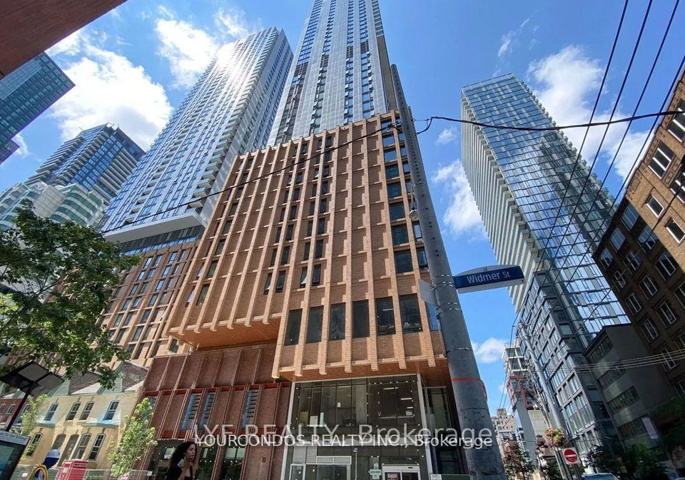 8-widmer-street-toronto-toronto-ontario-c13631834