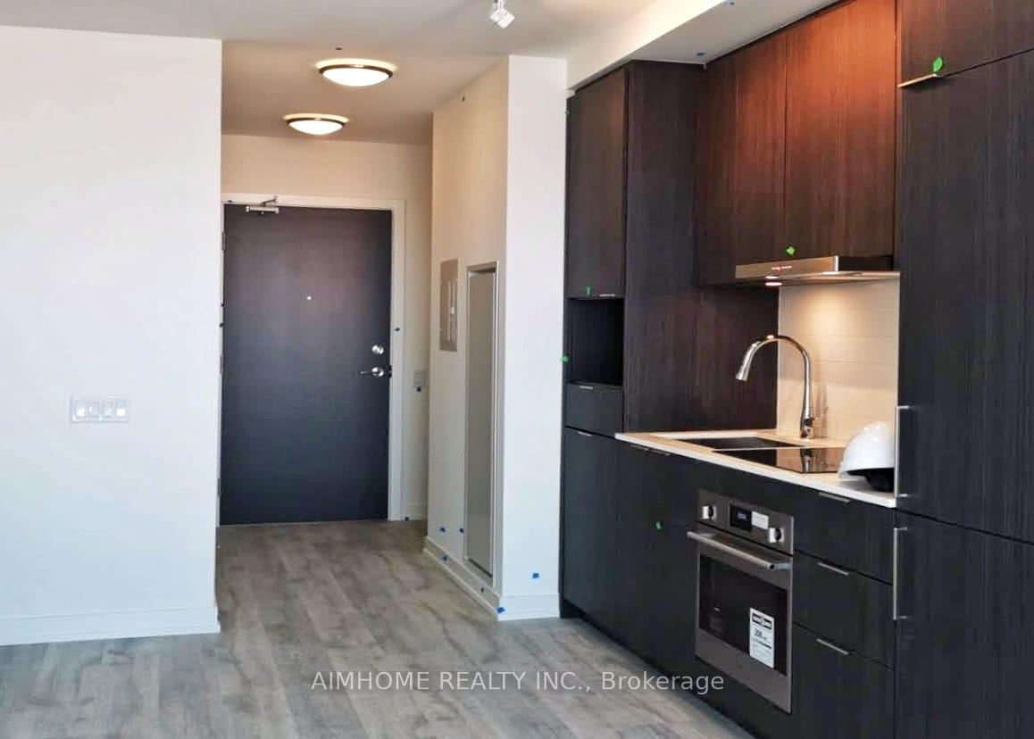 7-golden-lion-heights-toronto-north-york-ontario-c13631872