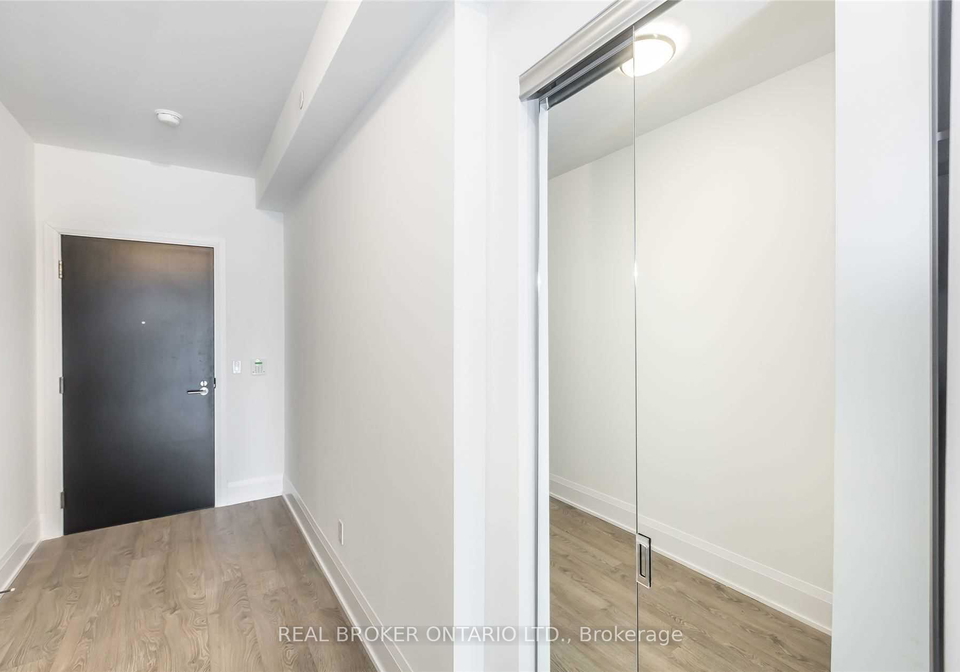 101-erskine-avenue-toronto-toronto-ontario-c13632028