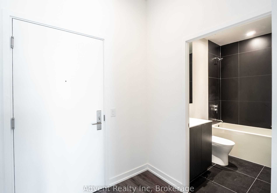 20-edward-street-toronto-toronto-ontario-c13632078