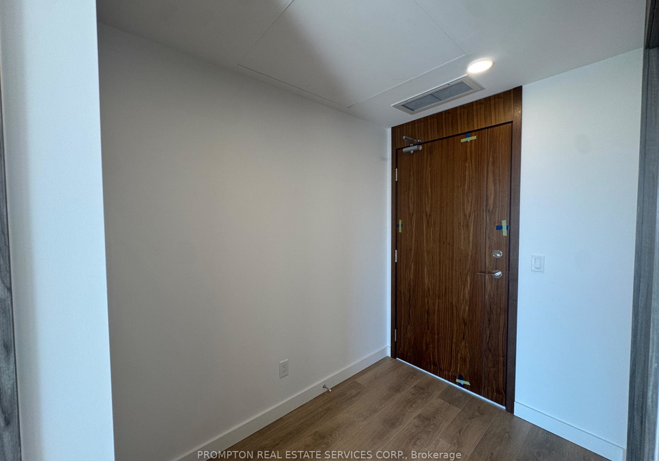 18-esther-shiner-boulevard-toronto-north-york-ontario-c13632100