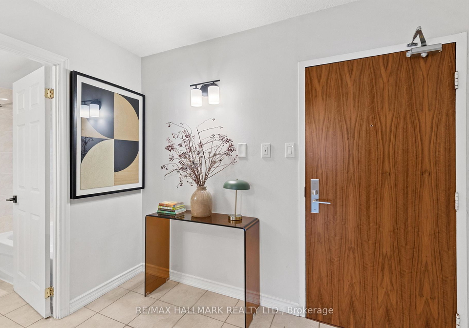 914-yonge-street-toronto-toronto-ontario-c13632140