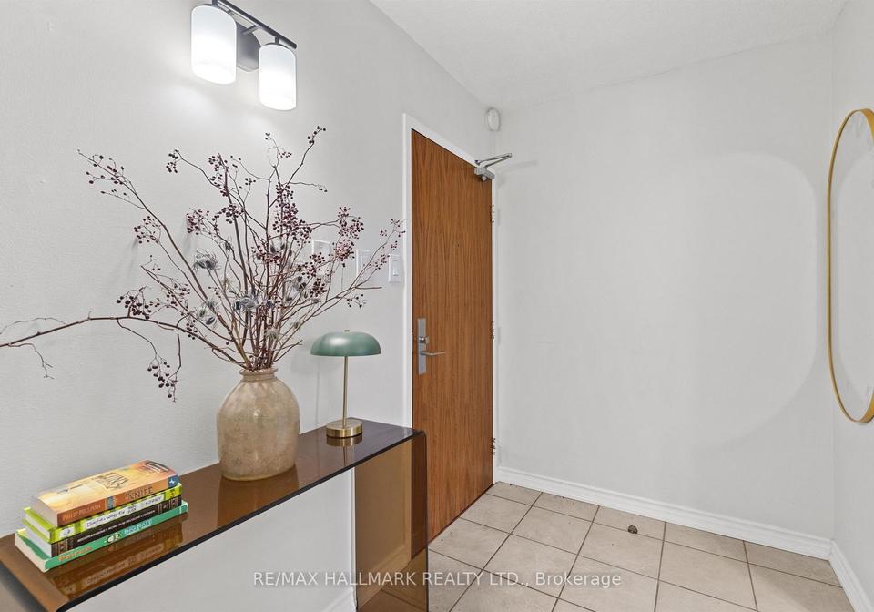 914-yonge-street-toronto-toronto-ontario-c13632140