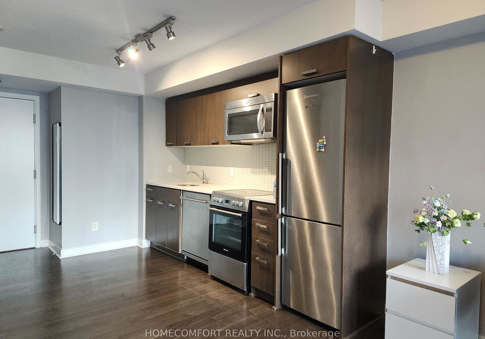 295-adelaide-street-w-toronto-toronto-ontario-c13632168