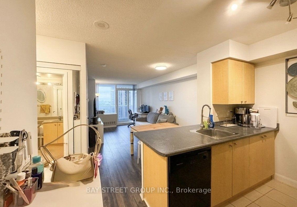 4968-yonge-street-toronto-toronto-ontario-c13632214