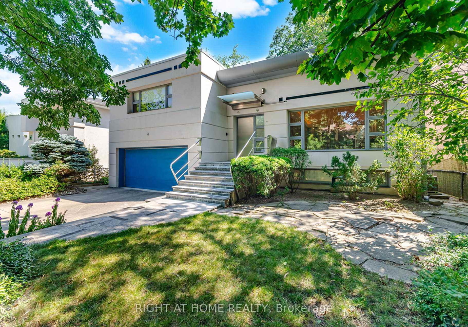 9-saguenay-avenue-toronto-toronto-ontario-c13632386