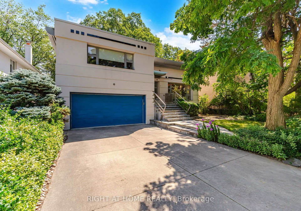 9-saguenay-avenue-toronto-toronto-ontario-c13632386