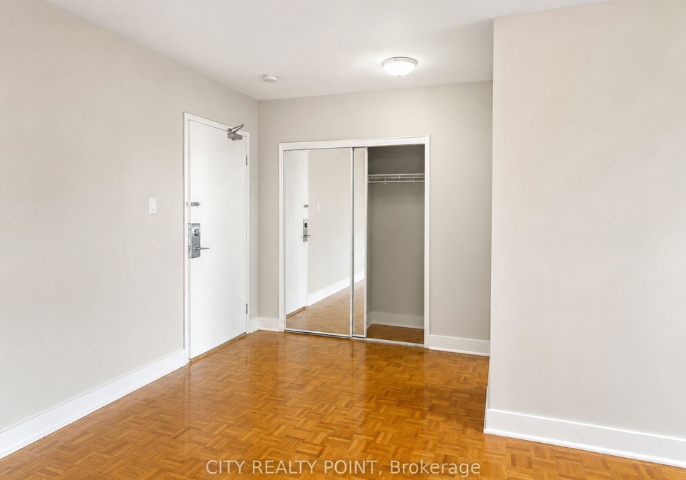1291-bayview-avenue-n-toronto-east-york-ontario-c13632412