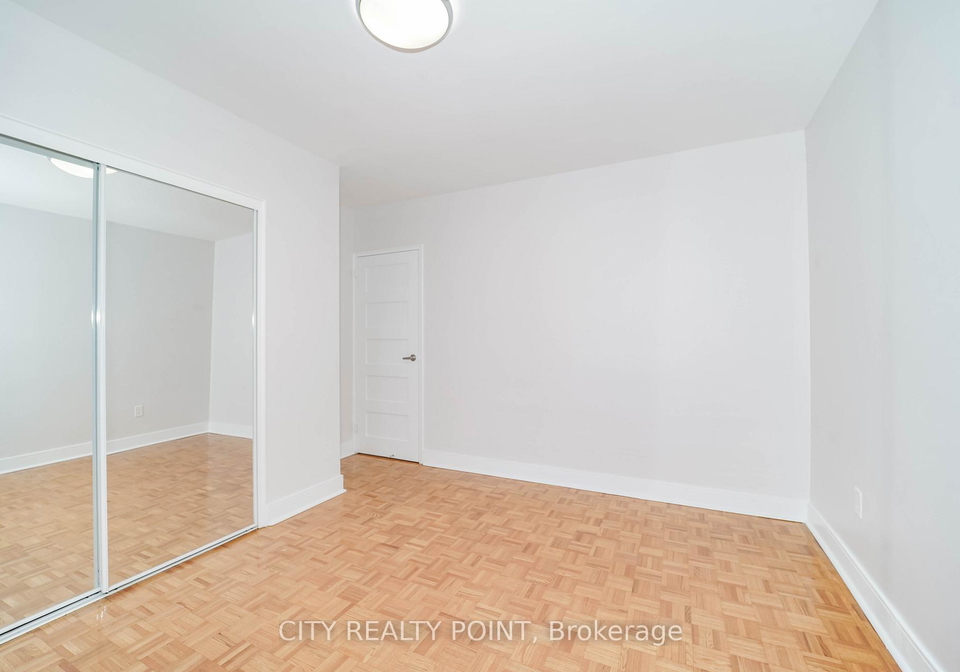 1291-bayview-avenue-n-toronto-east-york-ontario-c13632414