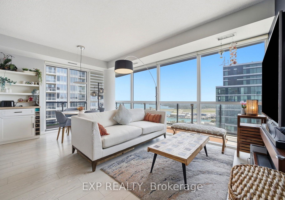 20-bruyeres-mews-toronto-toronto-ontario-c13632738
