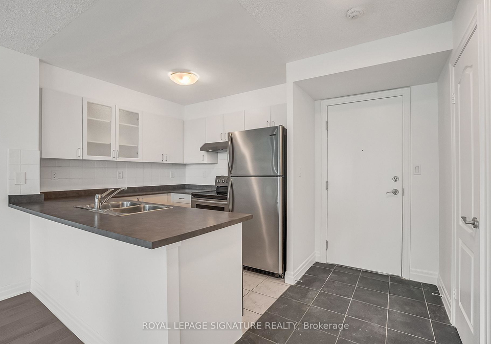 188-doris-avenue-toronto-north-york-ontario-c13632780