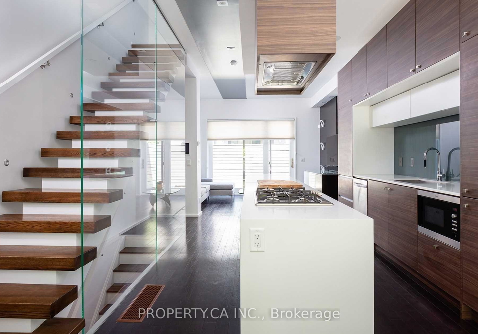 238-manning-avenue-toronto-toronto-ontario-c13632880