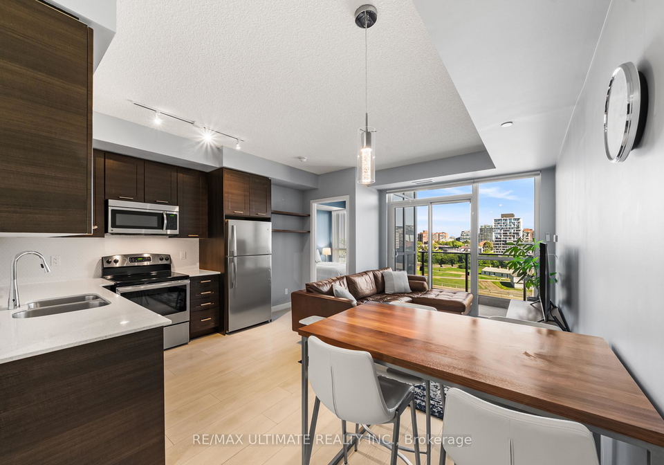 50-bruyeres-mews-toronto-toronto-ontario-c13632902