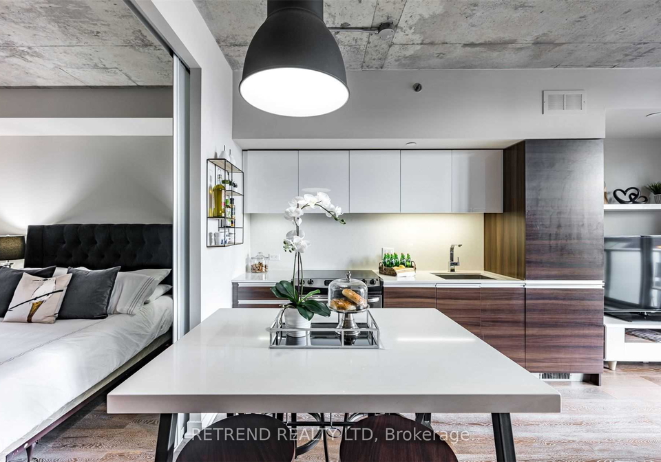 8-gladstone-avenue-toronto-toronto-ontario-c13632930