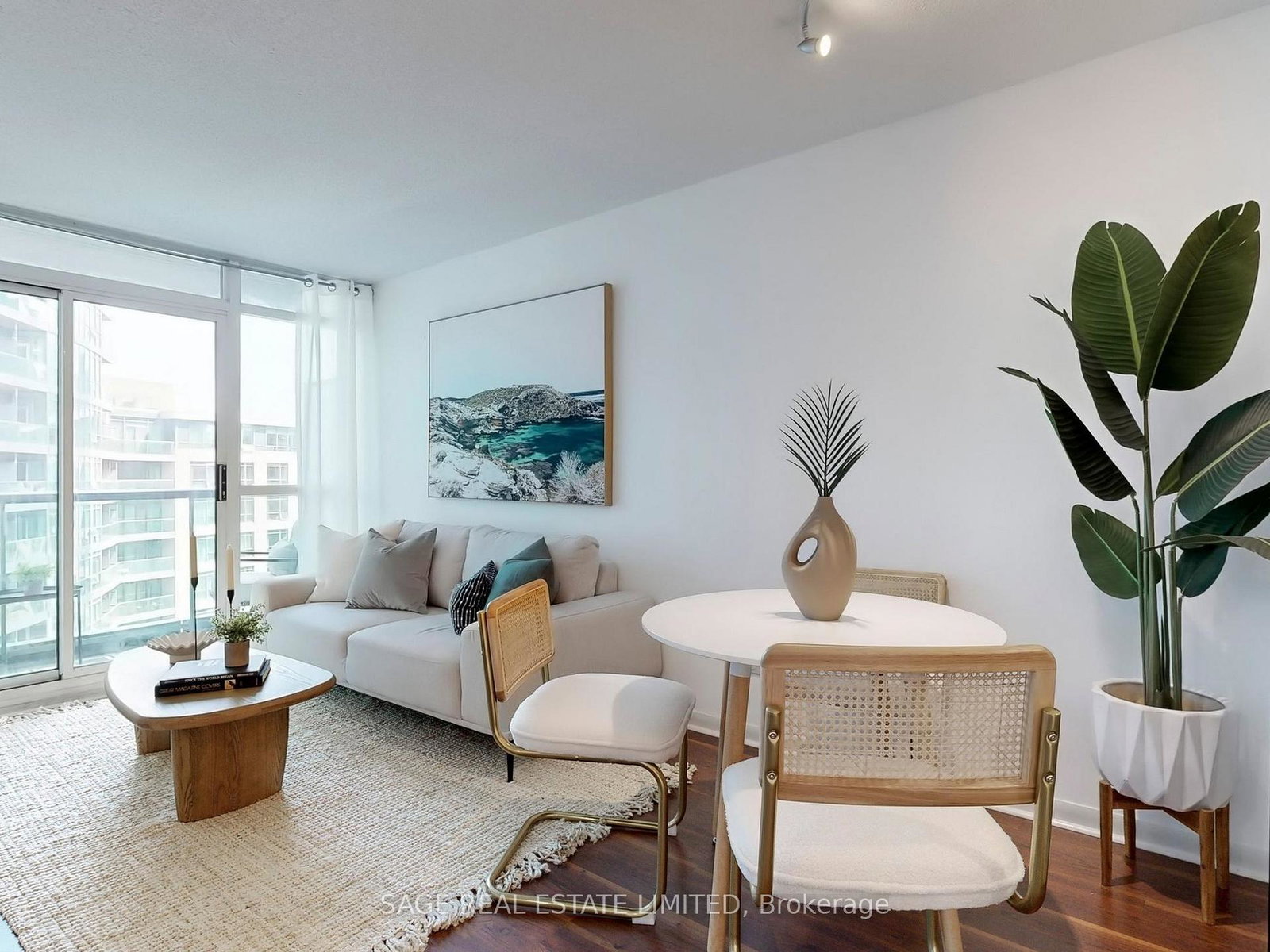 219-fort-york-boulevard-toronto-toronto-ontario-c13632974