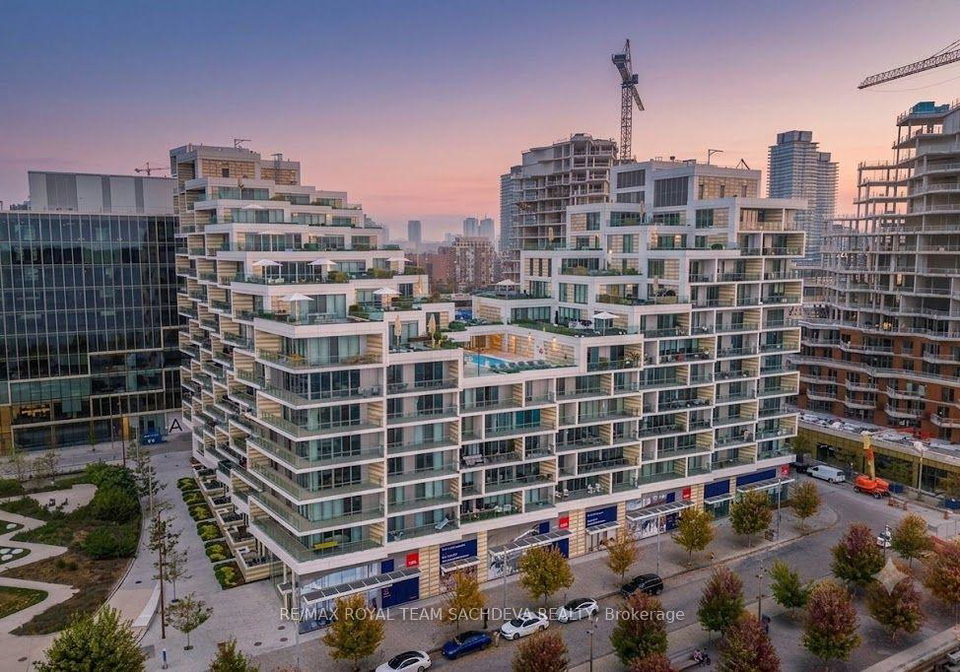 118-merchants-wharf-toronto-toronto-ontario-c13633130