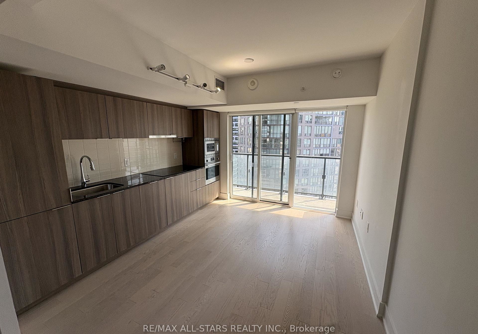 955-bay-street-toronto-toronto-ontario-c13633138