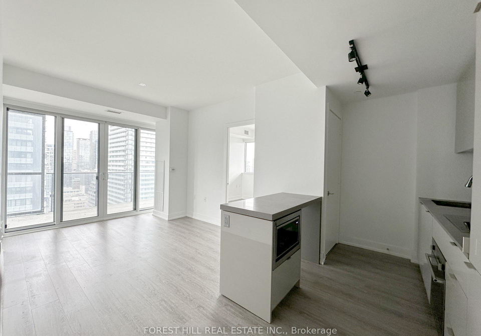 7-grenville-street-toronto-toronto-ontario-c13633140