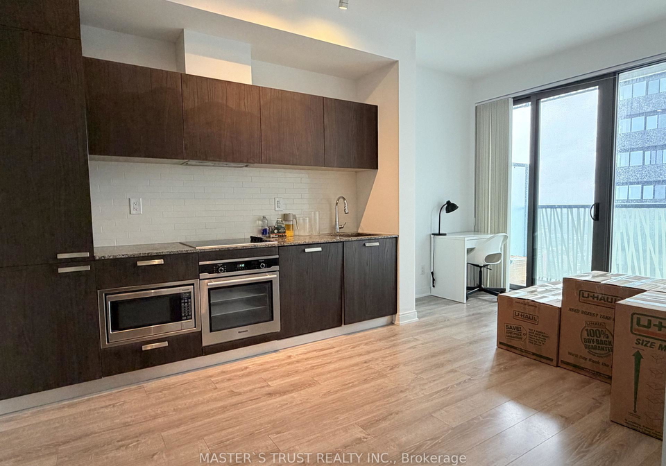 50-charles-street-e-toronto-toronto-ontario-c13633264