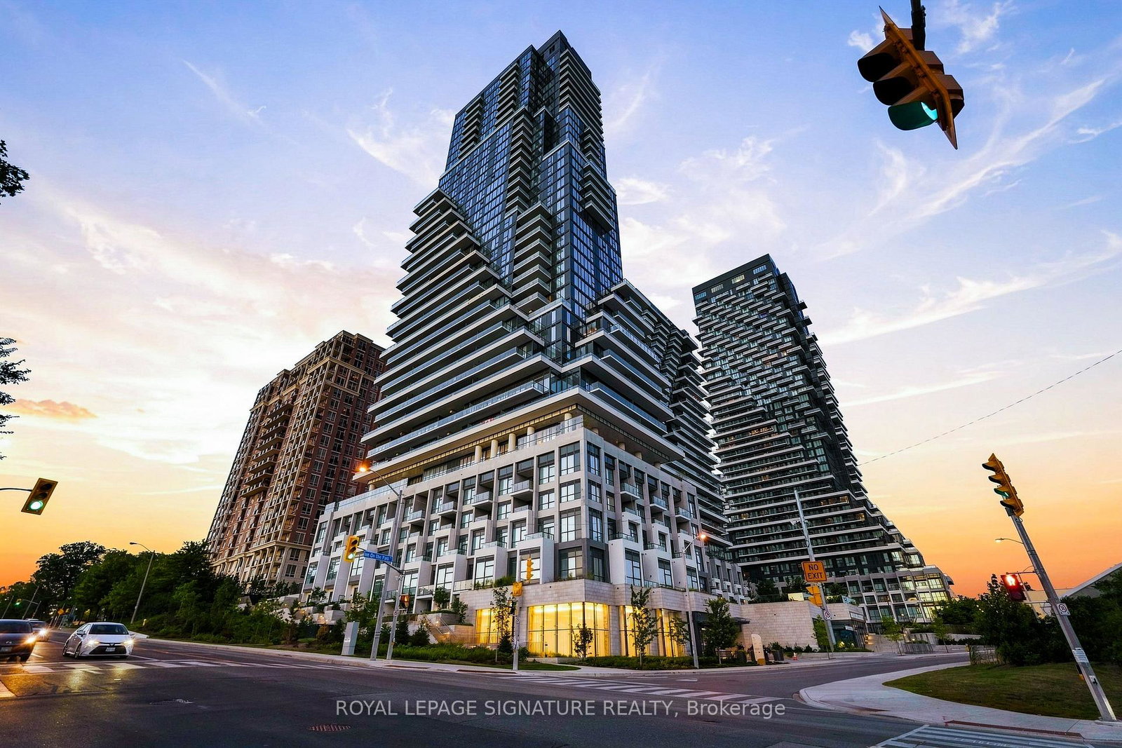 10-inn-on-the-park-drive-toronto-north-york-ontario-c13633350