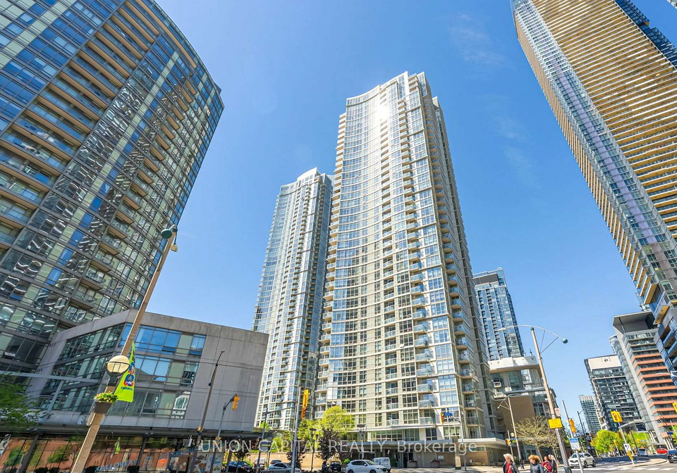 10-navy-wharf-court-toronto-toronto-ontario-c13633524