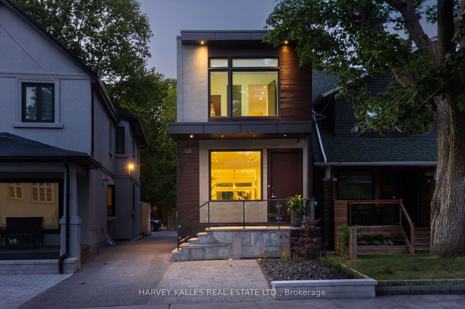 128-montgomery-avenue-toronto-toronto-ontario-c13633628