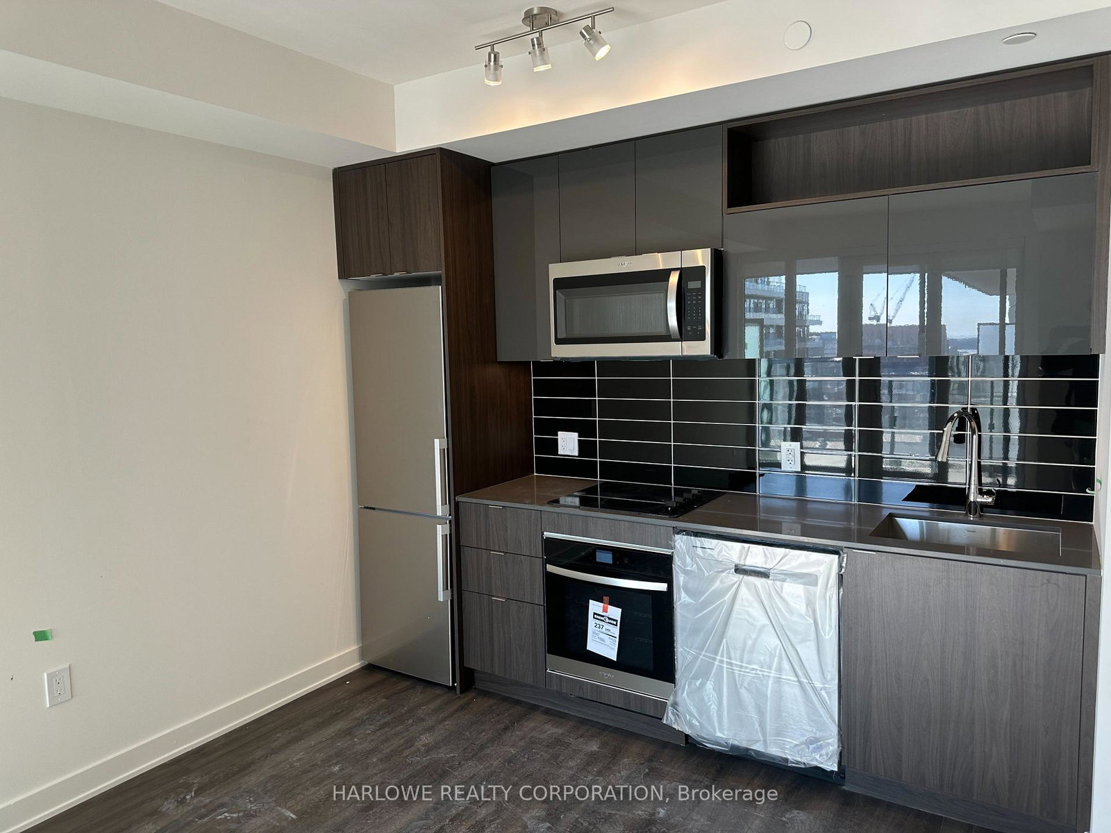 70-princess-street-toronto-toronto-ontario-c13633768