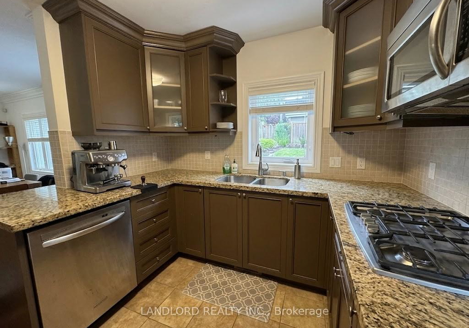 5-lanbrooke-avenue-toronto-toronto-ontario-c13633794
