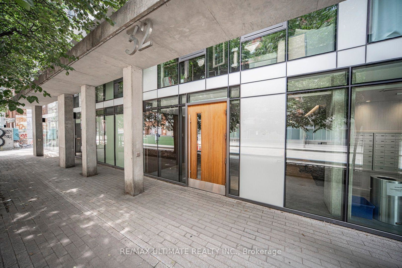 32-camden-street-toronto-toronto-ontario-c13633836